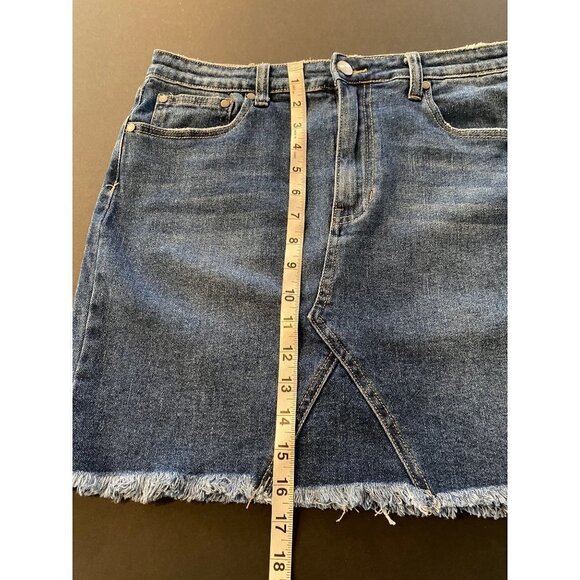 Abound Denim Jean Skirt, women's size 30 (Large) - Picture 4 of 6